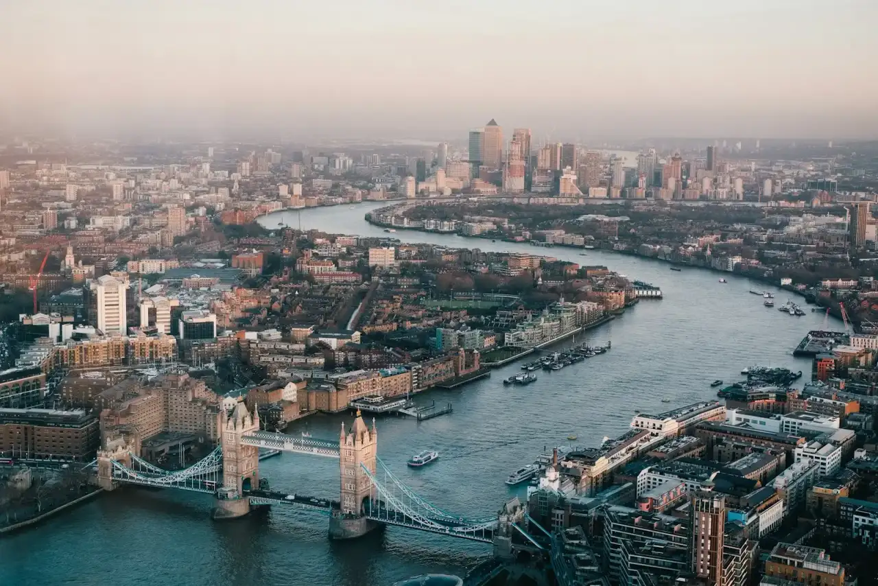 London riverside skyline used to illustrate PAS 128 utility survey environments in the capital